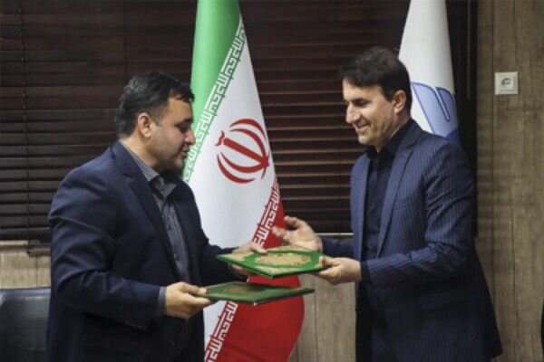تفاهمنامه ایجاد مرکز نوآوری مشترک سپاه خوزستان و دانشگاه آزاد اهواز منعقد شد
