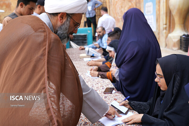 قاب‌هایی ماندگار از مشارکت 49 درصدی مردم اصفهان در انتخابات