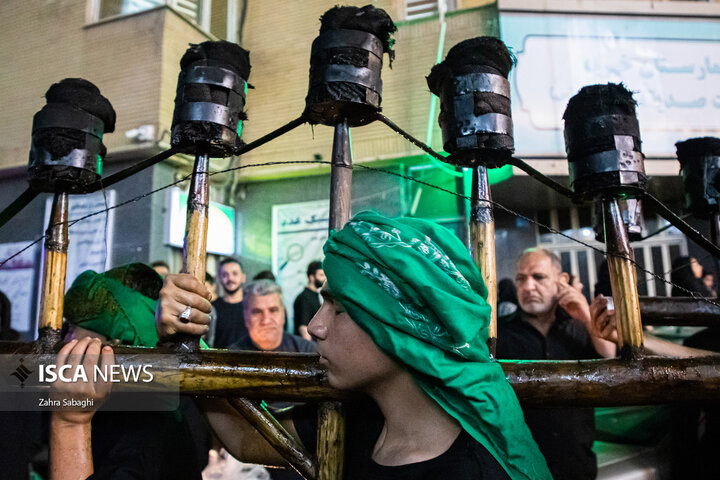 آئین مشعل گردانی در دولت آباد تهران