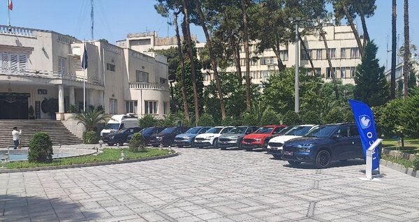 رونمایی از خودرو ری را در دولت + عکس