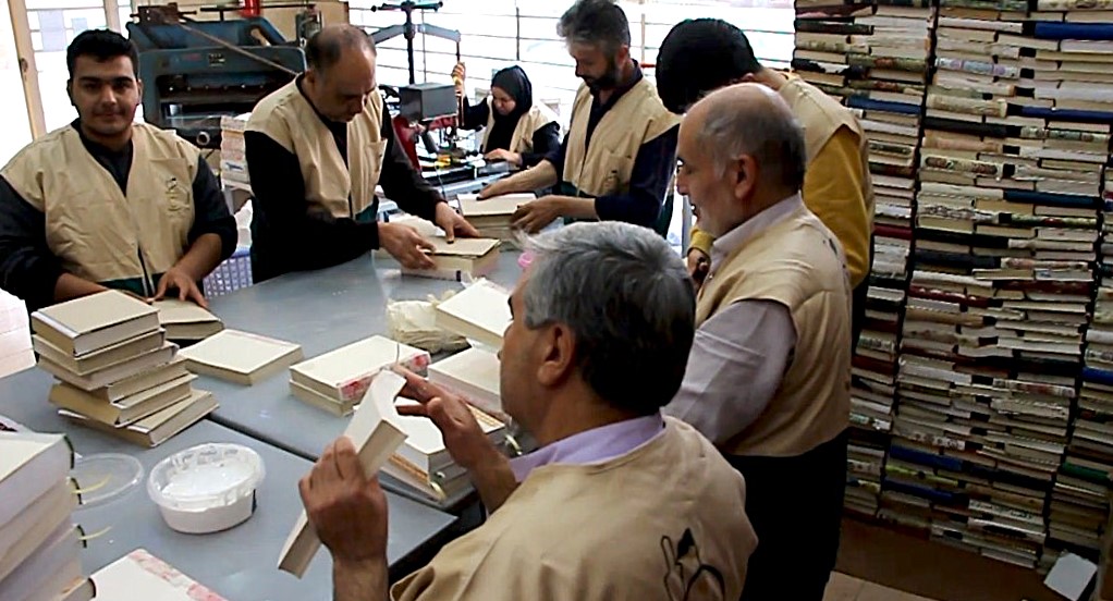 جمعآوری و ترمیم ۱۰۰ هزار قرآن و ادعیه در دارالقرآن اهلبیت
