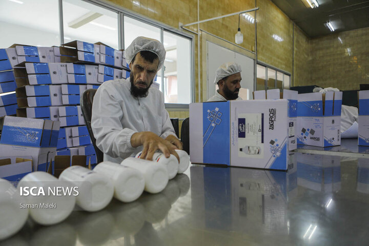 بازدید دکتر طهرانچی از شرکت داروسازی زاگرس فارمد پارس