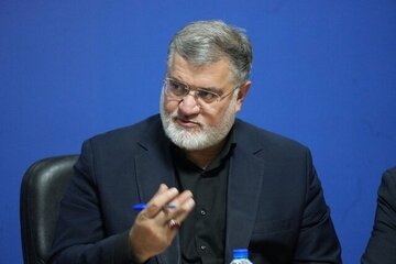 استاندار تهران: ۲۳ هزار تن بمب به پایتخت اصابت کرد