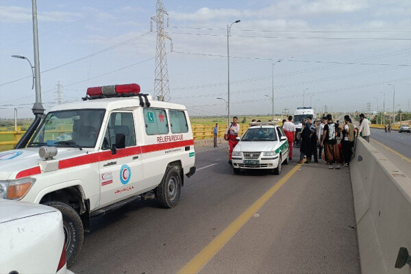 اعزام هفت دستگاه خودرو و ۵۴ نیروی هلال احمر همدان به عراق