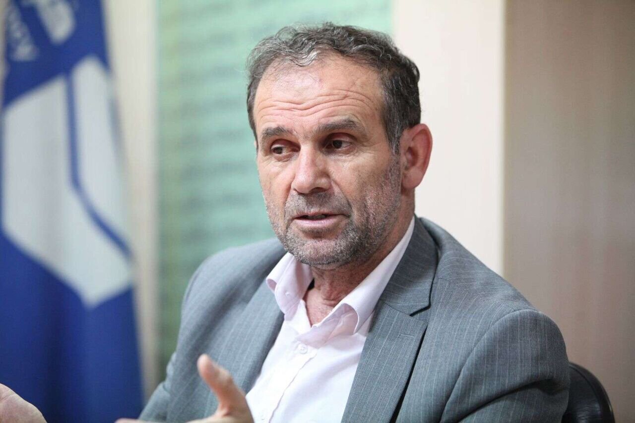 قطعی برق نشانه عدم مدیریت و آشفتگی دولت است/ نامهنگاری دو ماه قبل پژمانفر به وزرا برای تامین سوخت نیروگاهها