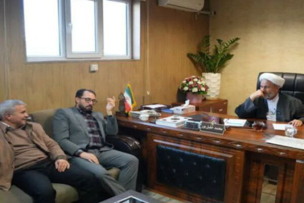 ملاقات مردمی رئیس شورای اسلامی شهر ارومیه حجت الاسلام و المسلمین محمد خلیل پور