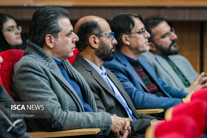 برگزیدگان نخستین جشنواره هنرهای تجسمی دانشگاه آزاد اسلامی در یزد