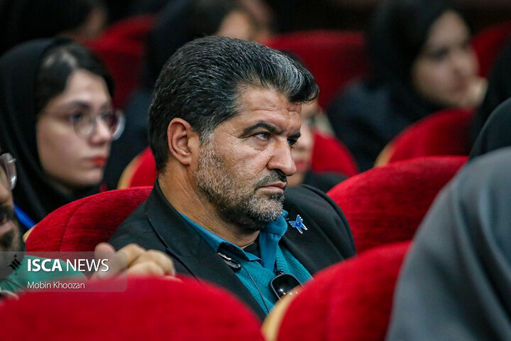 برگزیدگان نخستین جشنواره هنرهای تجسمی دانشگاه آزاد اسلامی در یزد