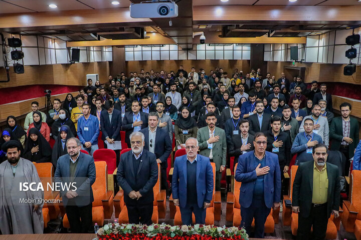 مراسم روز دانشجو با حضور رئیس دانشگاه آزاد اسلامی در دانشگاه آزاد اسلامی یزد