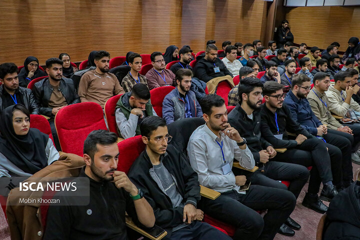 مراسم روز دانشجو با حضور رئیس دانشگاه آزاد اسلامی در دانشگاه آزاد اسلامی یزد