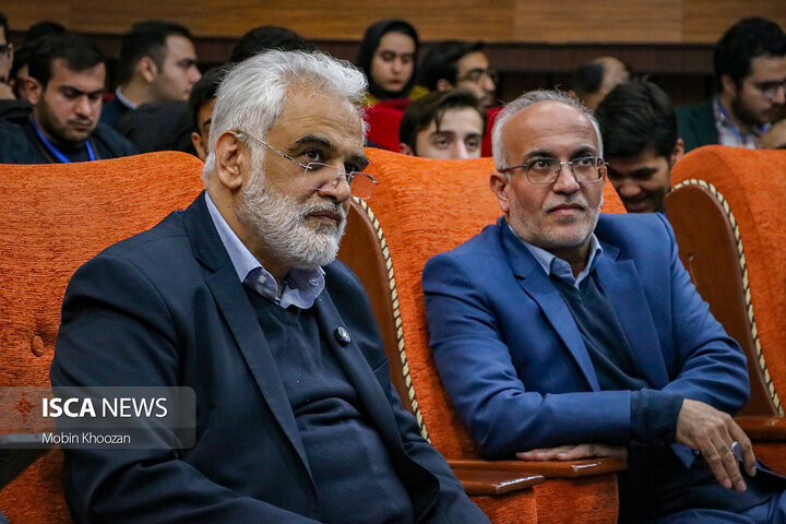 مراسم روز دانشجو با حضور رئیس دانشگاه آزاد اسلامی در دانشگاه آزاد اسلامی یزد