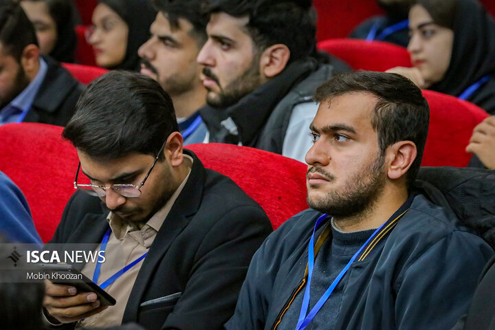 مراسم روز دانشجو با حضور رئیس دانشگاه آزاد اسلامی در دانشگاه آزاد اسلامی یزد