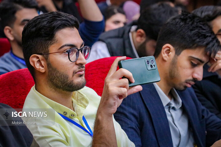 مراسم روز دانشجو با حضور رئیس دانشگاه آزاد اسلامی در دانشگاه آزاد اسلامی یزد