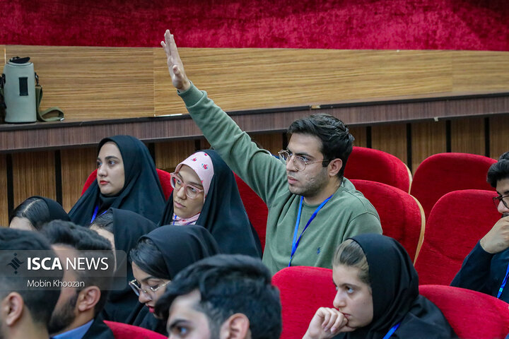 مراسم روز دانشجو با حضور رئیس دانشگاه آزاد اسلامی در دانشگاه آزاد اسلامی یزد