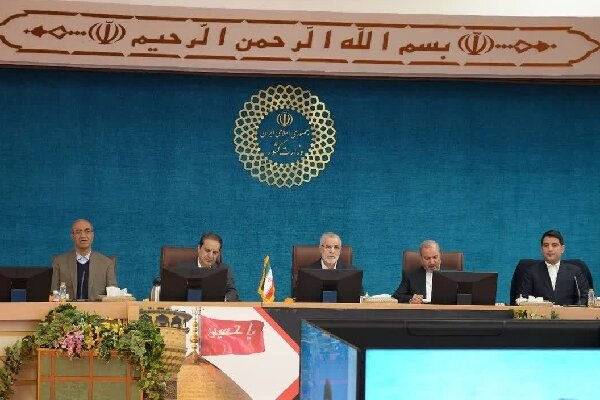 تاکید استاندار کرمانشاه بر راهاندازی پایانه مسافری خسروی و تکمیل بزرگراه کربلا