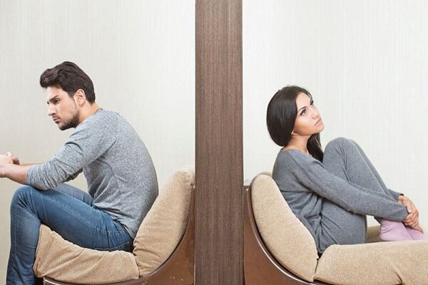 آسیب شوخیهای نامناسب در زندگی زناشویی آسیب شوخیهای نامناسب در زندگی زناشویی