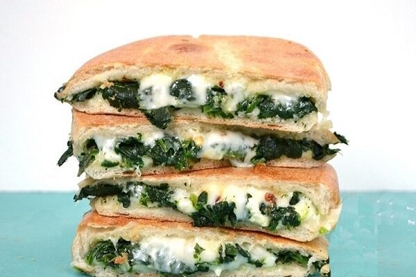 آموزش آشپزی / طرز تهیه ساندویچ مرغ و اسفناج