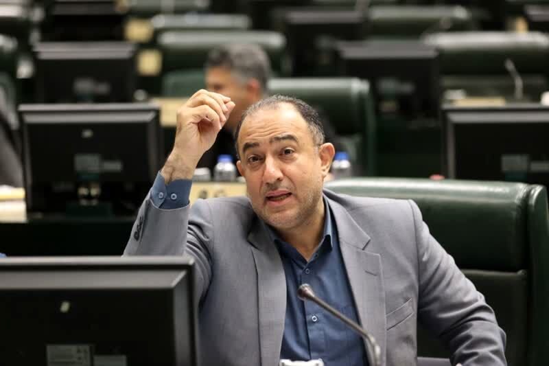 لایحه حمایت از زنان به کجا رسید؟/ بحران تصمیمگیری میان دولت و مجلس بر سر حقوق بانوان