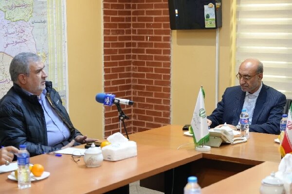 پیمودن مسیر توسعه با استفاده از تجربیات استانداران پیشین انجام میشود