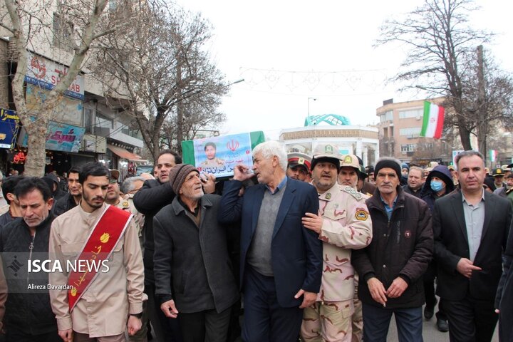 تشییع شهید ایران نژاد