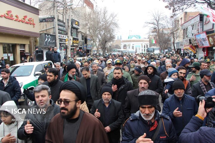 تشییع شهید ایران نژاد