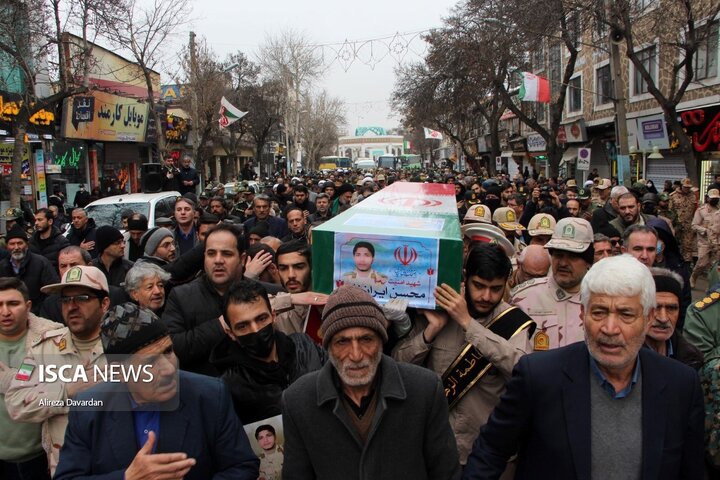 تشییع شهید ایران نژاد