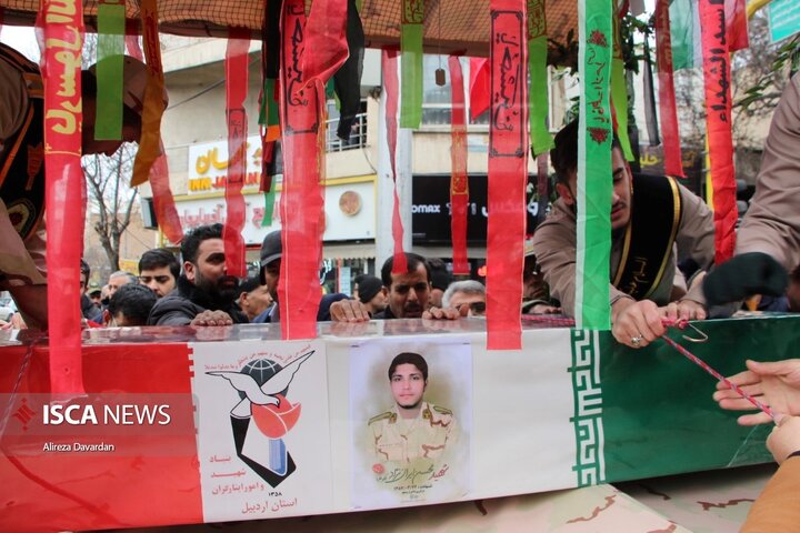 تشییع شهید ایران نژاد
