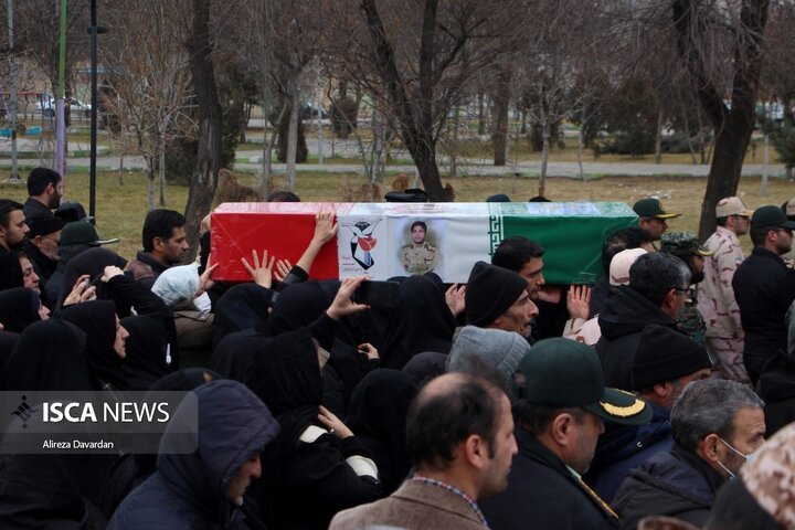 تشییع شهید ایران نژاد