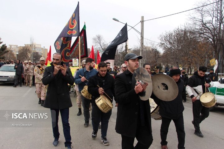 تشییع شهید ایران نژاد