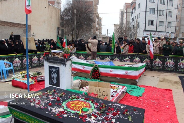 تشییع شهید ایران نژاد