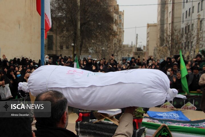 تشییع شهید ایران نژاد