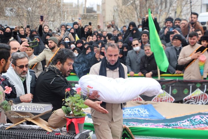 تشییع شهید ایران نژاد