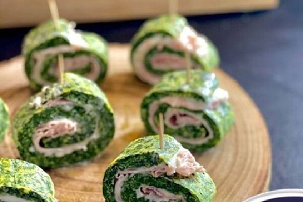 آموزش آشپزی / طرز تهیه کوکو سبزی رولی با پنیر گودا + عکس مراحل