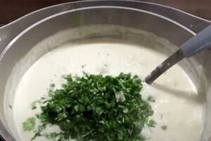 آموزش آشپزی / طرز تهیه آش دوغ اردبیلی اصیل و خوشمزه و راز نبریدن آش دوغ