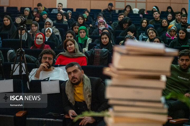 کارگاه آموزش نویسندگی خلاق