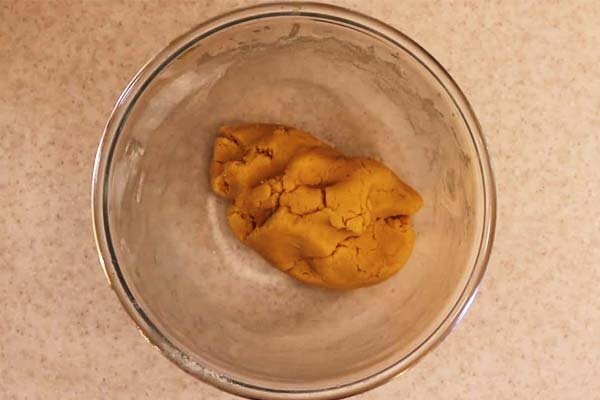 آموزش شیرینی پزی / طرز تهیه شیرینی برنجی با کره کرمانشاهی در منزل