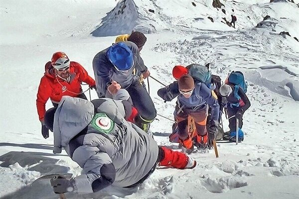 پیکر کوهنورد مفقود شده در الوند پس از ۱۱۲ روز پیدا شد پیکر کوهنورد مفقود شده در الوند پس از ۱۱۲ روز پیدا شد