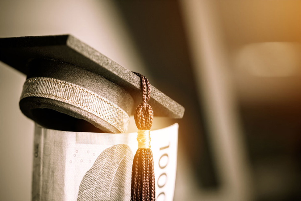 شرایط سنی بورسیه استانی ایتالیا: قوانین و الزامات