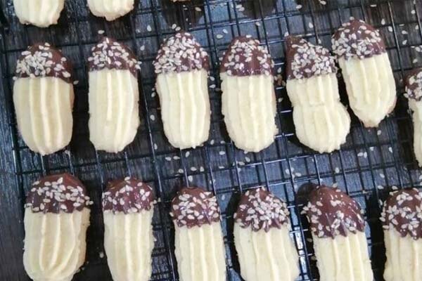 آموزش شیرینی پزی / طرز تهیه شیرینی اتریشی؛ اصیل و ساده با یک طعم بینظیر برای نوروز