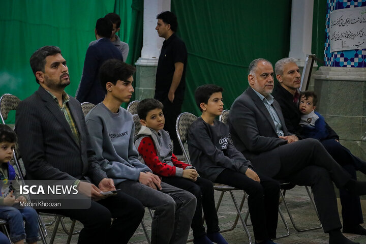 جشن روزه‌اولی‌ها و تجلیل از خانواده شهدا در دانشگاه آزاد اسلامی یزد