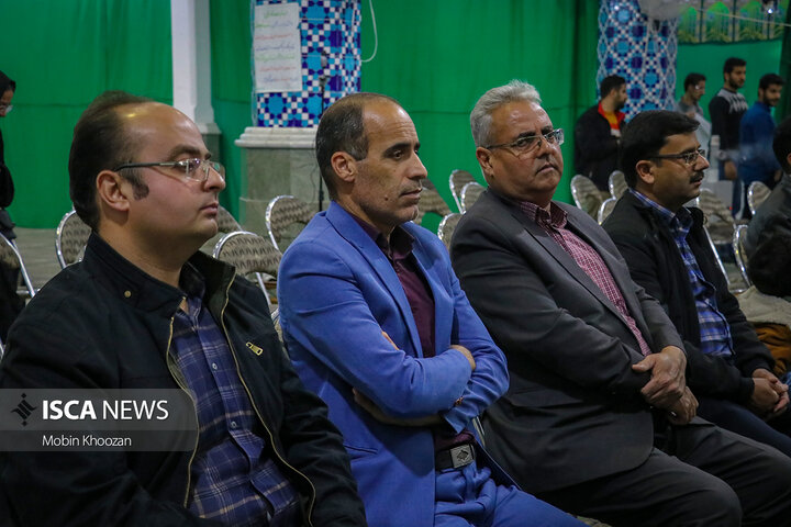 جشن روزه‌اولی‌ها و تجلیل از خانواده شهدا در دانشگاه آزاد اسلامی یزد