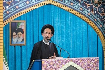 ابوترابی‌فرد: در هیچ شرایطی اجازه دخالت آمریکا در امور تنگه هرمز داده نمی‌شود
