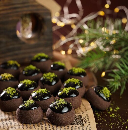 آموزش شیرینی پزی / طرز تهیه شیرینی شکلاتی خوشمزه و شیک مخصوص عید