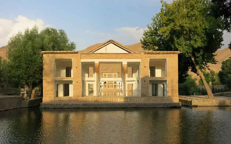 گردش یک روزه در سمنان؛ شهری سبز اما کویری