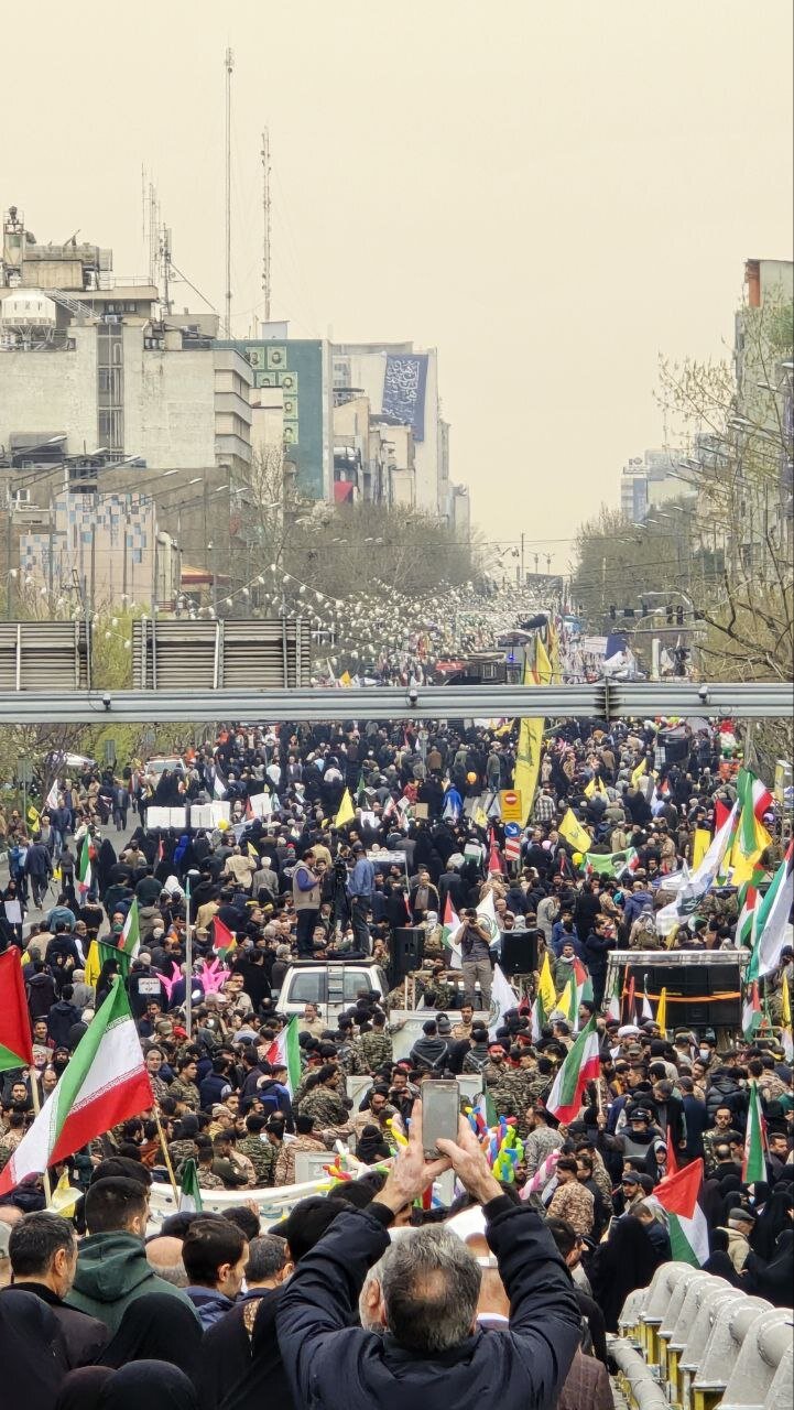 آغاز راهپیمایی روز جهانی قدس در سراسر کشور/ سیل جمعیت تهرانیها در دقایق ابتدایی