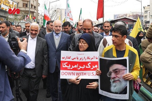 کدام چهرههای سیاسی و نظامی کشور در راهپیمایی روز قدس شرکت کردند؟