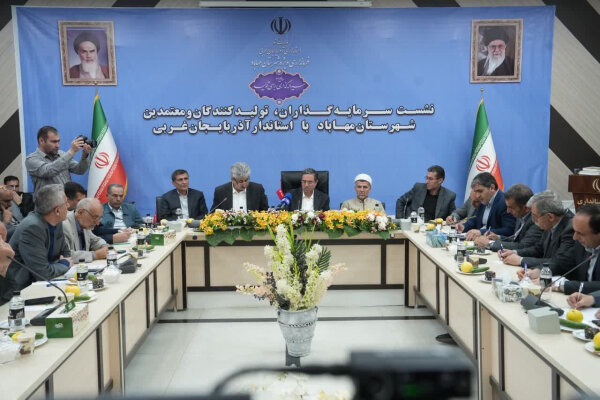 تنها راه حل مشکلات اقتصادی کشور، سرمایه‌گذاری در تولید است