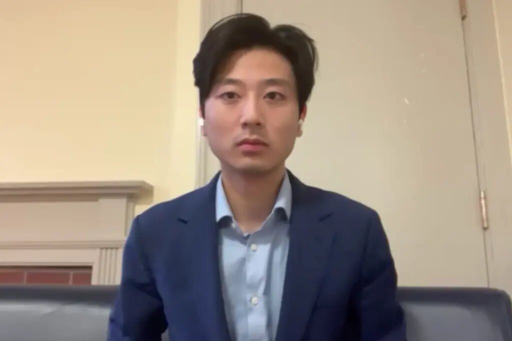 ایمیل دانشجوی آمریکایی به ۳۸۰۰ کارمند دانشگاه: دقیقا در وقت کاری خود چه میکنید؟