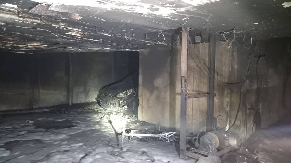 حریق یک ساختمان مسکونی در خیابان مازندران / ١٩ نفر مصدوم شدند + عکس