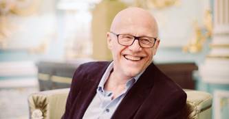 کارآفرین برتر فوربس دانشگاه را ترک کرده است / دانشگاه در مقابل کارآفرینی قرار میگیرد